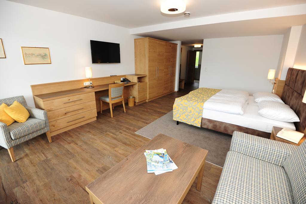 Seegasthof Hois'N Wirt - Hotel Mit Wellnessbereich Gmunden Quarto foto